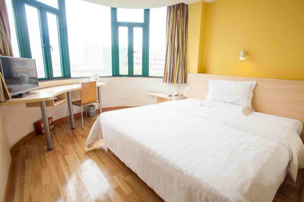 7Days Inn Zhuzhou Central Square Pokoj fotografie